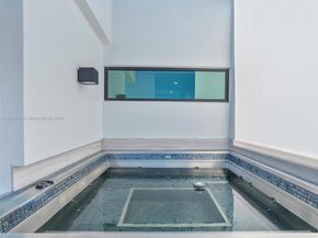 4002 NE 167 St, North Miami Beach FL 33160