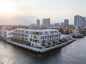 4002 NE 167 St, North Miami Beach FL 33160