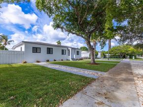 271 NW 143rd St, Miami FL 33168