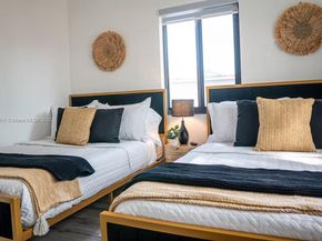 271 NW 143rd St, Miami FL 33168