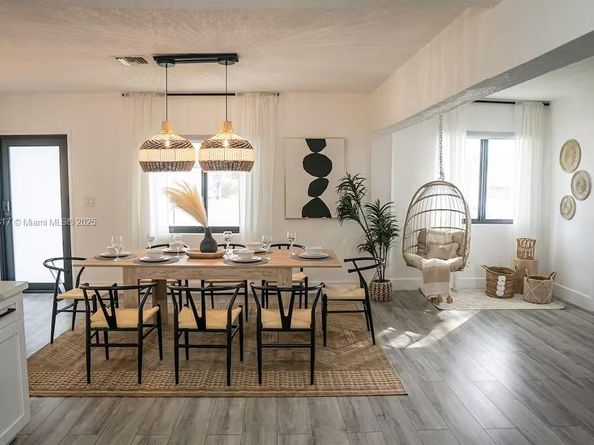 271 NW 143rd St, Miami FL 33168