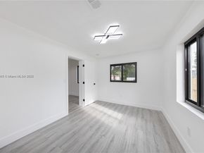 271 NW 143rd St, Miami FL 33168