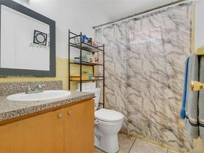 2311 NW 33rd St, Miami FL 33142