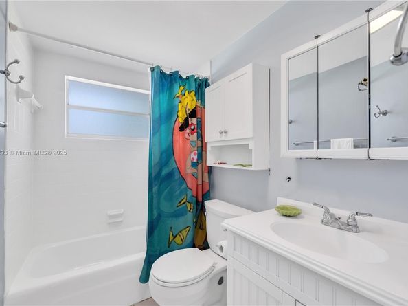 600 Pine Dr 111, Pompano Beach FL 33060