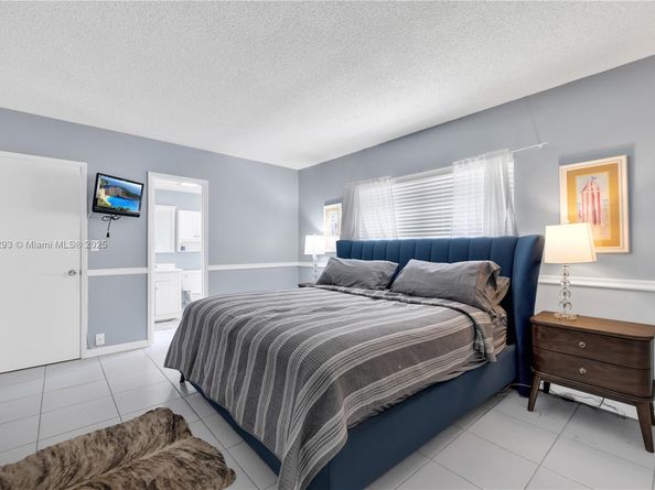 600 Pine Dr 111, Pompano Beach FL 33060
