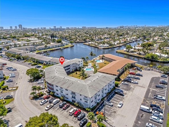 600 Pine Dr 111, Pompano Beach FL 33060
