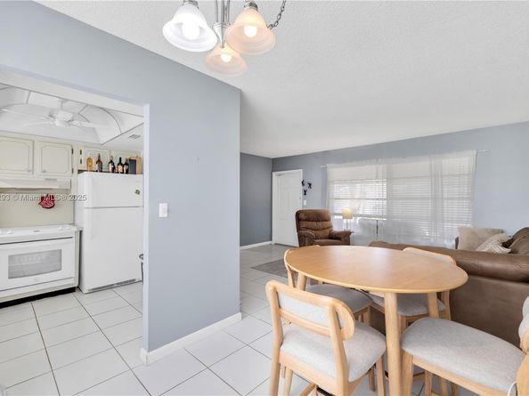 600 Pine Dr 111, Pompano Beach FL 33060