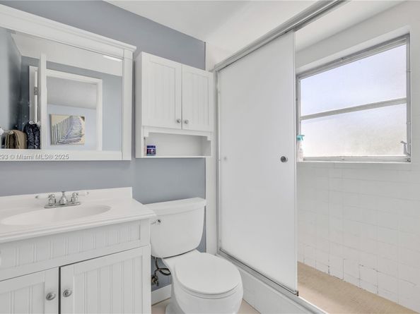 600 Pine Dr 111, Pompano Beach FL 33060