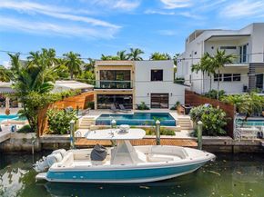 1815 Fairhaven Pl, Miami FL 33133