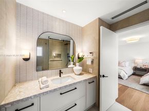 1815 Fairhaven Pl, Miami FL 33133