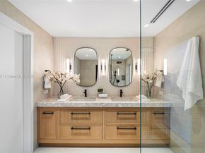 1815 Fairhaven Pl, Miami FL 33133