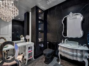 100 S Pointe Dr 3002, Miami Beach FL 33139