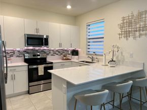 3328 W 114th Ter 3328, Hialeah FL 33018