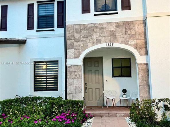 3328 W 114th Ter 3328, Hialeah FL 33018