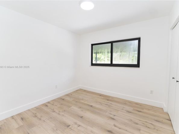 10441 SW 50th Ter, Miami FL 33165
