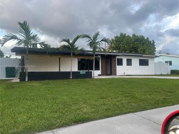 10441 SW 50th Ter