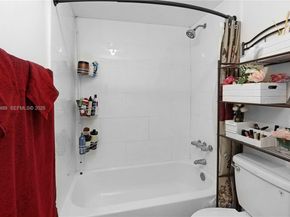 8640 SW 212th St 303, Cutler Bay FL 33189
