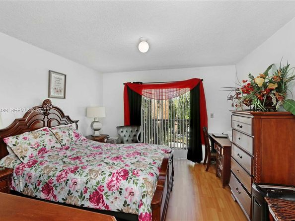 8640 SW 212th St 303, Cutler Bay FL 33189