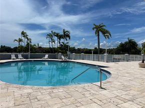 8640 SW 212th St 303, Cutler Bay FL 33189