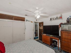 401 NW 93rd Ave, Pembroke Pines FL 33024