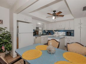 401 NW 93rd Ave, Pembroke Pines FL 33024
