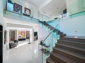 7360 SW 53rd Pl, Miami FL 33143