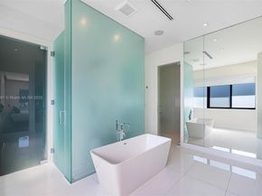 7360 SW 53rd Pl, Miami FL 33143
