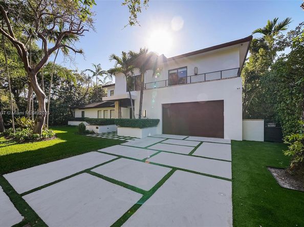 7360 SW 53rd Pl, Miami FL 33143