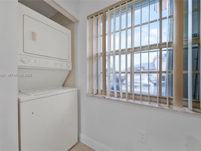 14260 SW 121st Pl 11, Miami FL 33186