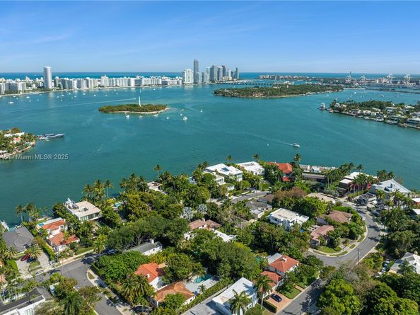 100 E Dilido Dr, Miami Beach FL 33139