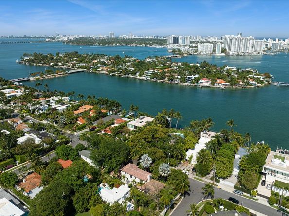 100 E Dilido Dr, Miami Beach FL 33139