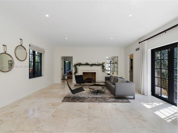 100 E Dilido Dr, Miami Beach FL 33139