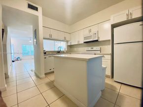 3325 Cabaret Ln, Margate FL 33063