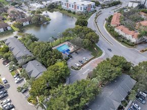 3325 Cabaret Ln, Margate FL 33063