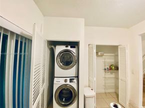 3325 Cabaret Ln, Margate FL 33063