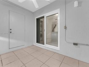 3325 Cabaret Ln, Margate FL 33063