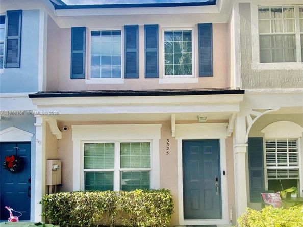 3325 Cabaret Ln, Margate FL 33063