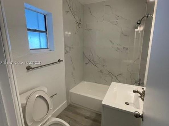 6920 NW 6th Ct, Miami FL 33150