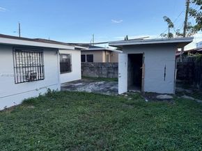 6920 NW 6th Ct, Miami FL 33150
