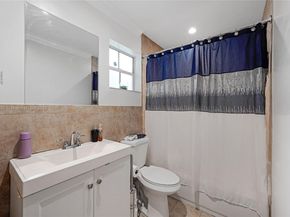 3931 NW 32nd Ave, Lauderdale Lakes FL 33309