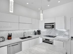 2600 E Hallandale Beach Blvd T3303, Hallandale Beach FL 33009