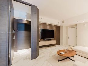 1010 Brickell Ave 1501, Miami FL 33131