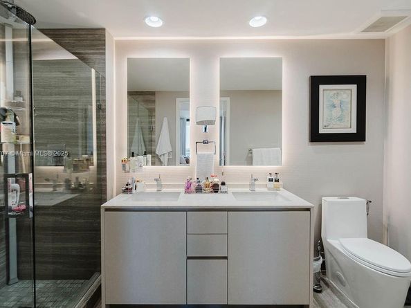 1010 Brickell Ave 1501, Miami FL 33131