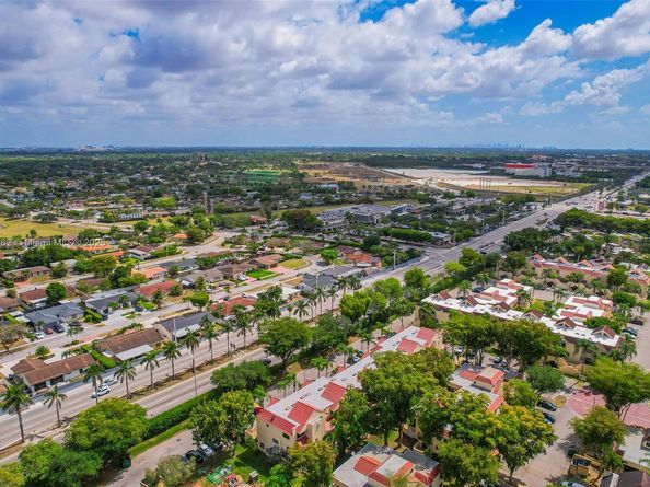 13044 SW 88th Ter N 105, Miami FL 33186