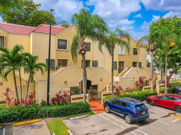 13044 SW 88th Ter N 105, Miami FL 33186
