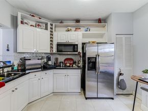 13044 SW 88th Ter N 105, Miami FL 33186