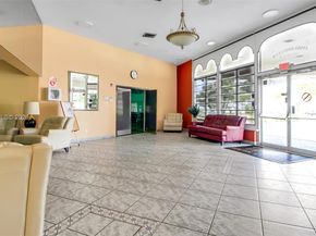 4000 NW 44th Ave 306, Lauderdale Lakes FL 33319