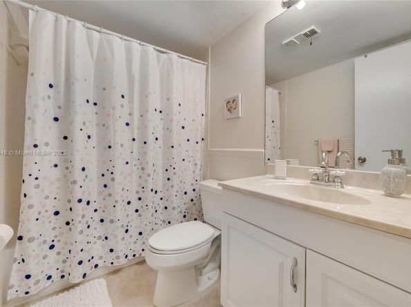 552 NW 98th Ave, Plantation FL 33324