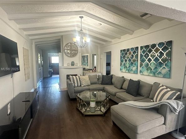 2221 SW 26th Lane, Miami FL 33133