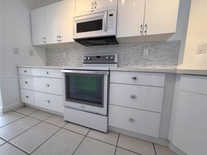 3523 SW 169th Ter, Miramar FL 33027